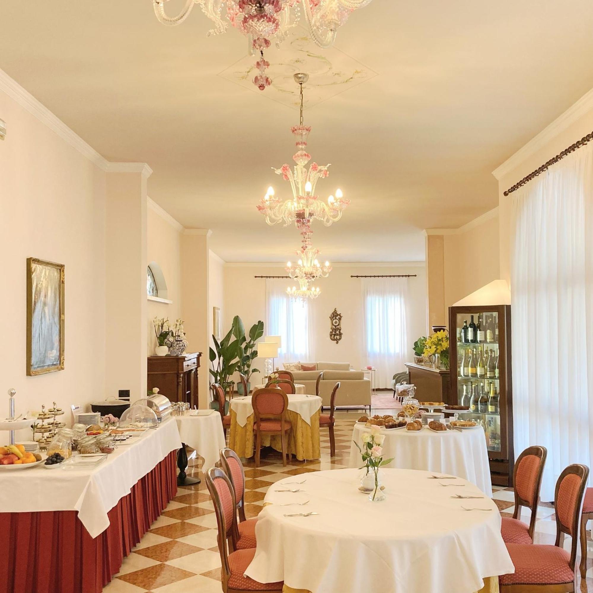 Hotel Isola Di Caprera Mira Esterno foto