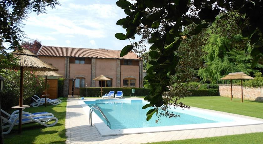 Hotel Isola Di Caprera Mira Esterno foto