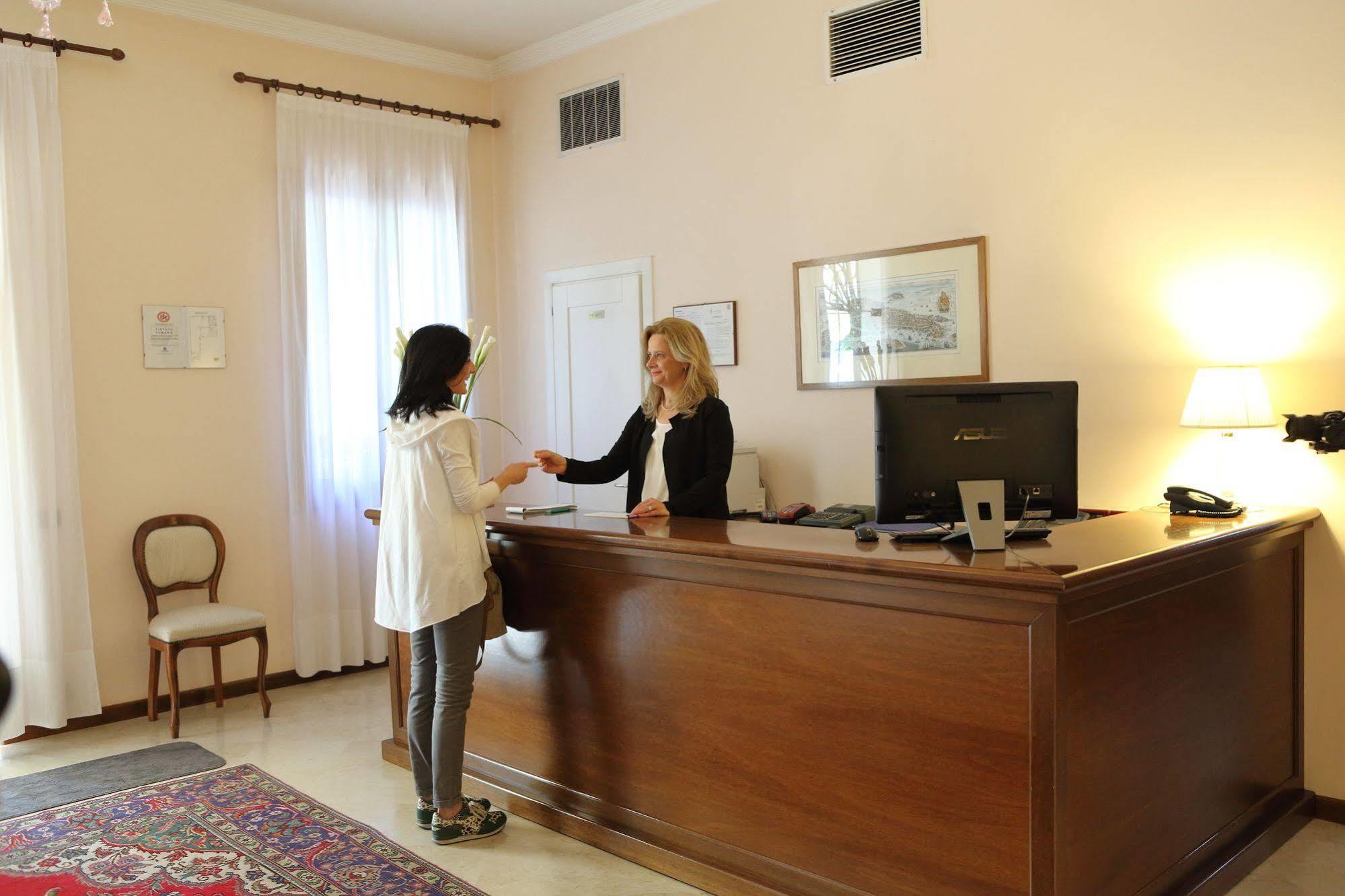 Hotel Isola Di Caprera Mira Esterno foto